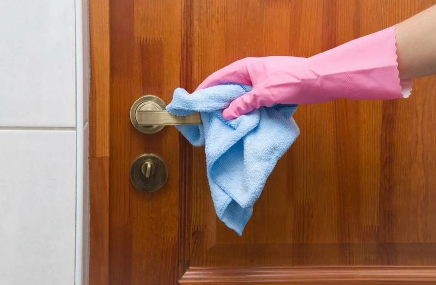 Прибирання вдома під час пандемії коронавірусу: як захистити свій будинок Прибирання вдома під час пандемії коронавірусу: як захистити свій будинок