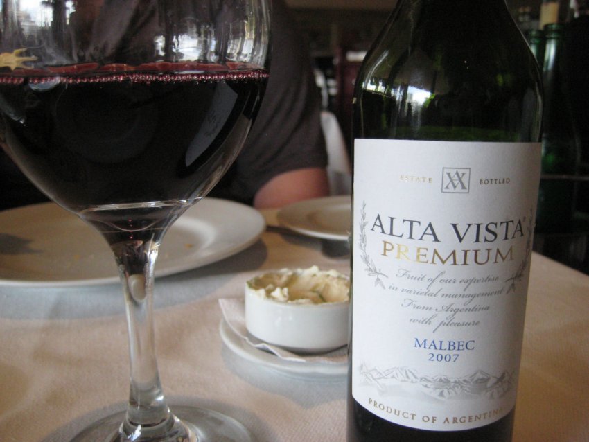 Вино Мальбек Вино Мальбек