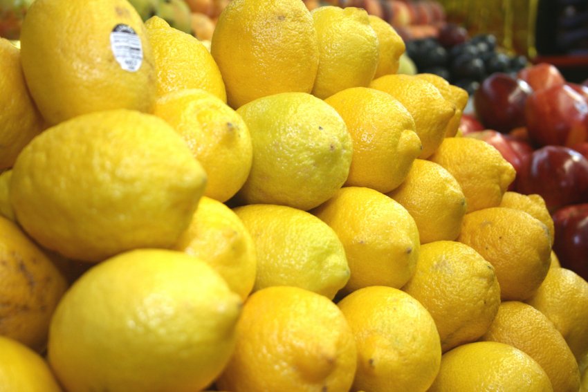 Продаж лимонів Продаж лимонів