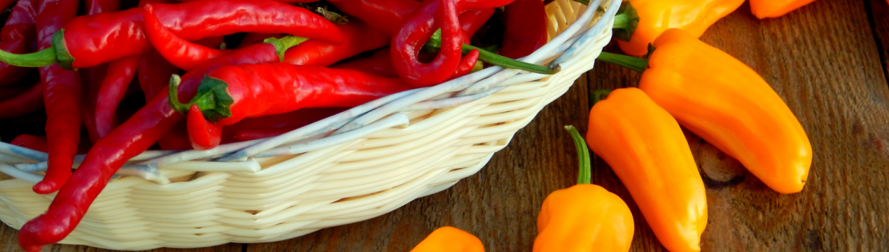 Солодкий і гострий перец: вітамінний склад і корисні властивості