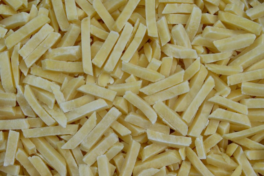 Морозильники були переповнені замороженою картоплею Морозильники були переповнені замороженою картоплею