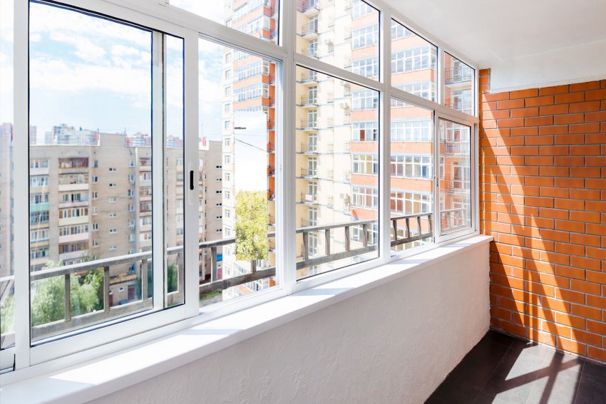 Застеклений балкон