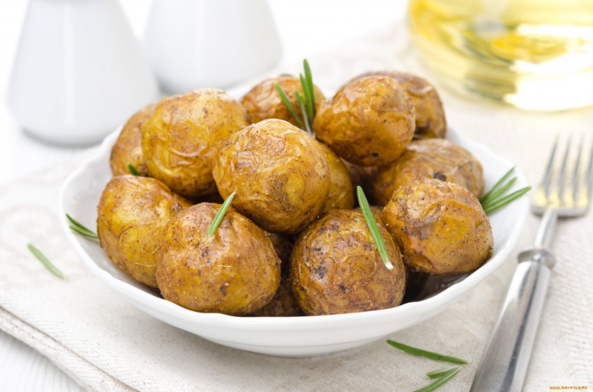 Картопля в мундирі Картопля в мундирі