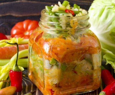 5 рецептів смачних овочевих салатів на зиму