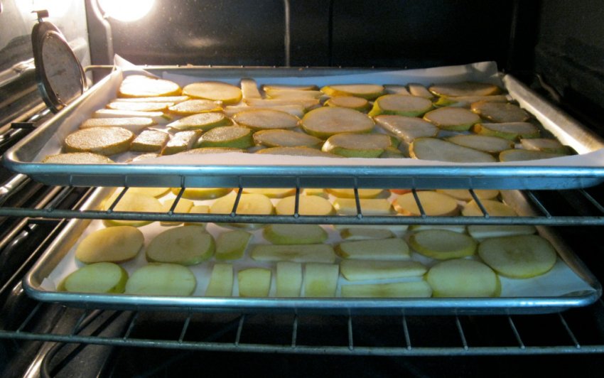 Сушіння яблук у духовці Сушіння яблук у духовці