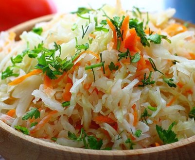 3 корисні рецепти смачної маринованої капусти на зиму