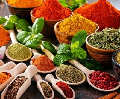 Ароматний список: 8 спецій і прянощів, які відмінно поєднуються з гарбузом