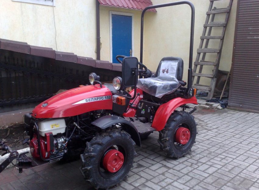 Мінітрактор Беларус 152 Мінітрактор Беларус 152