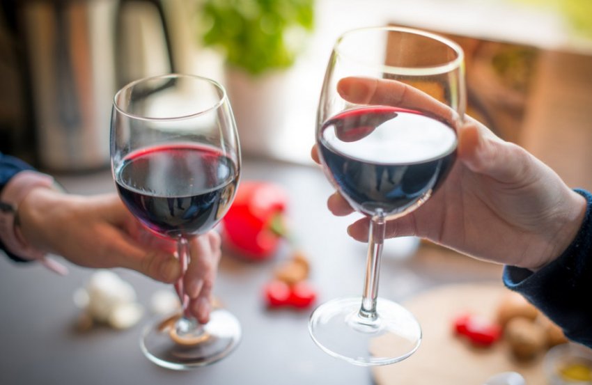 Споживання вина Споживання вина