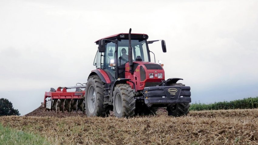 Навісне обладнання для трактора