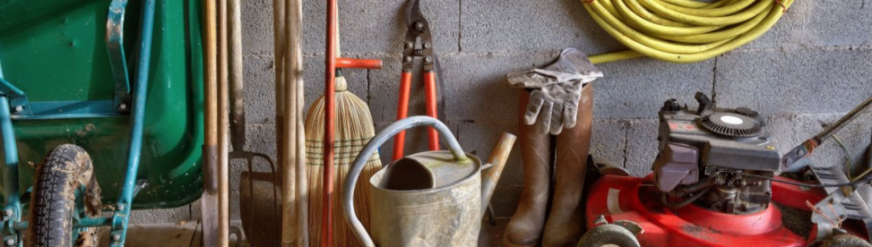 Чому не можна зберігати сільськогосподарський інвентар на вулиці?