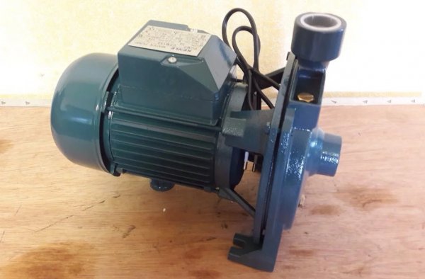 Какие бывают электрические насосы для колодца?