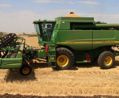Огляд комбайна «John Deere-9660 STS»