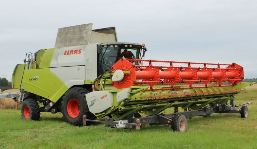 Комбайн Claas Tucano-580
