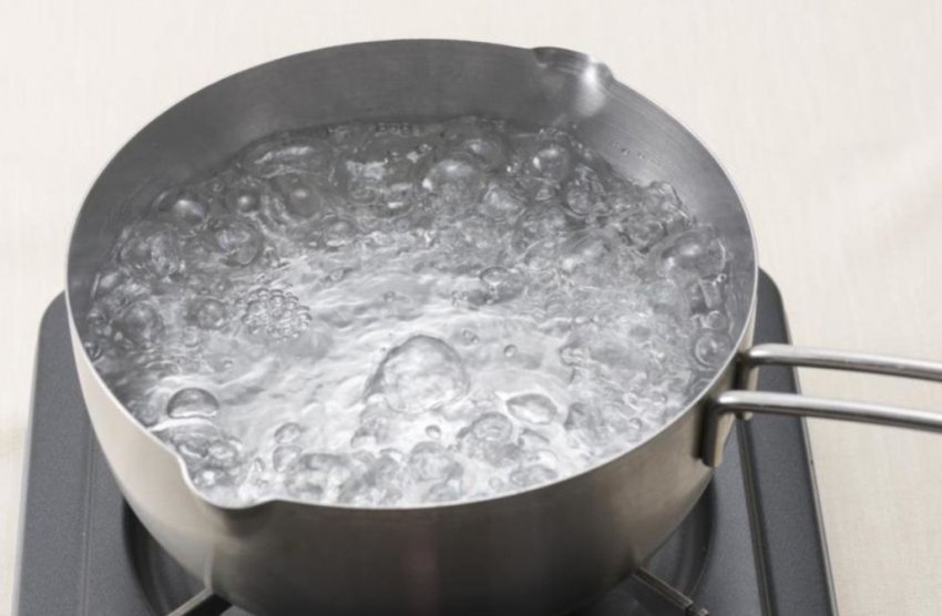 Кип'яток для поливу доріжок зимою Кип'яток для поливу доріжок зимою