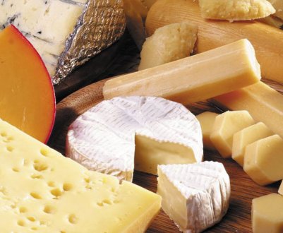 Показники імпорту сиру в Україну знову побивають рекорди