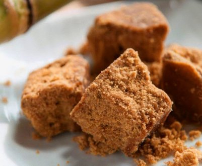 В Україну почали завозити сировий тростниковий цукор