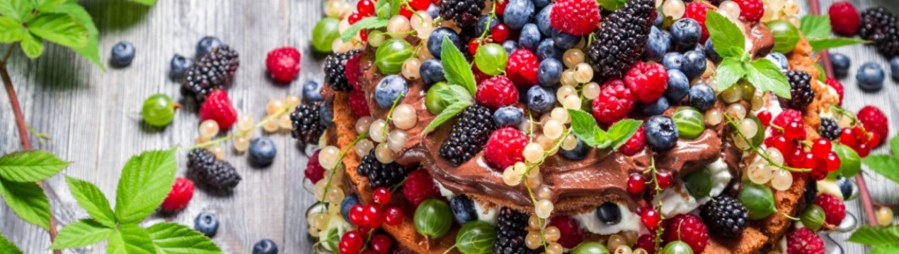 Лікарі назвали найкорисніше літнє ягіддя