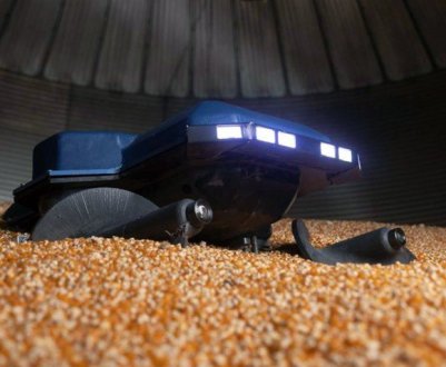 Американські студенти представили робота для боротьби з грудками зерна