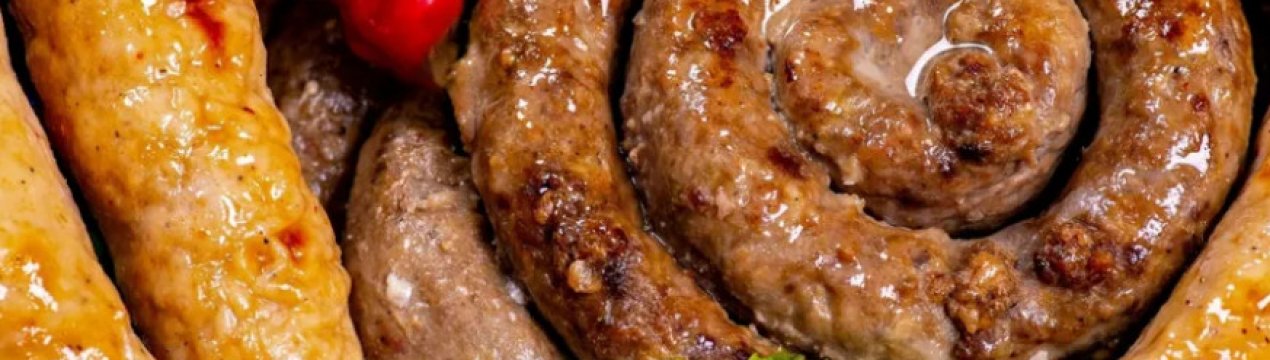 В Україні тепер можна купити кольорові ковбаски для грилю