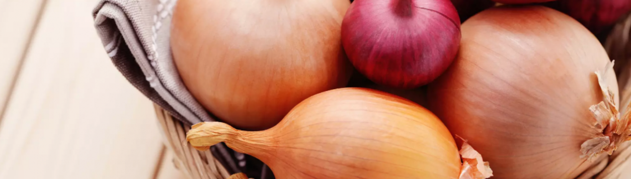 До зими український лук ще більше подорожчає