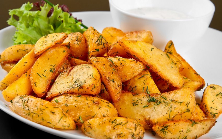 Гарнір із запеченої картоплі