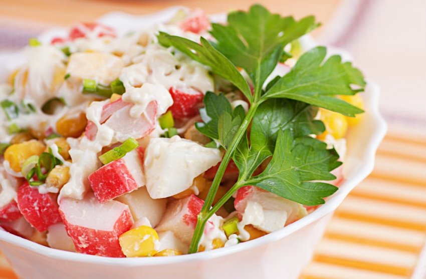 Салат із крабового м`яса