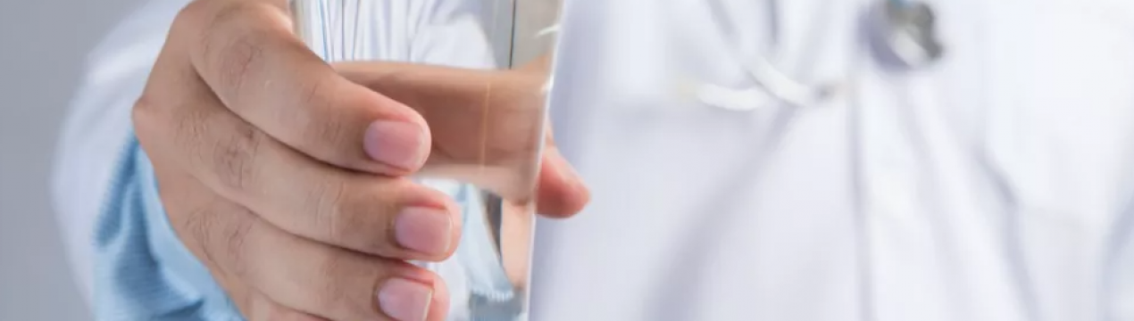 Учені створили першу воду-антидепресант