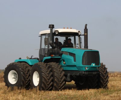***Брянський тракторний завод не може існувати без українських запчастин.***