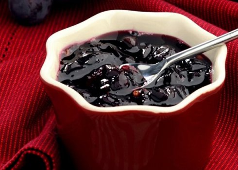 Як приготувати варення з винограду з кісточками