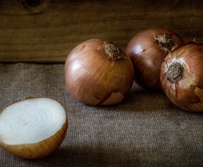 Без сліз: цибуля буде чистити машинка