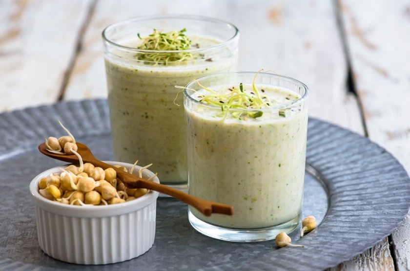 Витаминный коктейль с ростками маша Витаминный коктейль с ростками маша