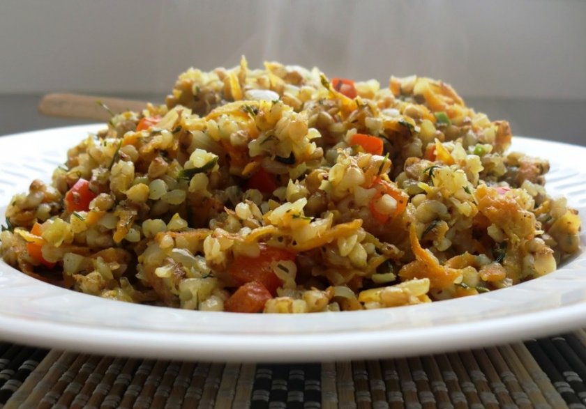 Тушеный рис с овощами и ростками маша Тушеный рис с овощами и ростками маша