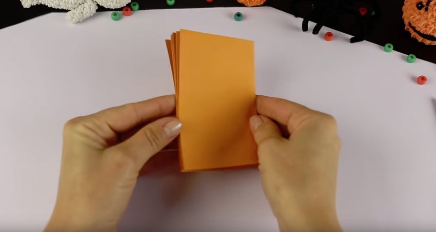 Гарбуз з паперу Гарбуз з паперу