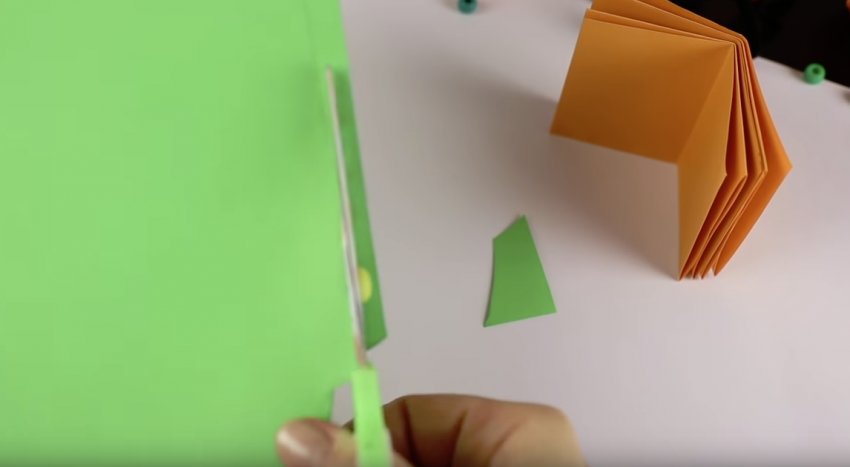 Гарбуз з паперу Гарбуз з паперу