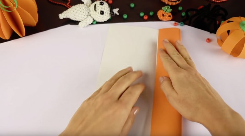 Гарбуз з паперу Гарбуз з паперу