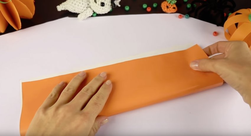 Гарбуз з паперу Гарбуз з паперу