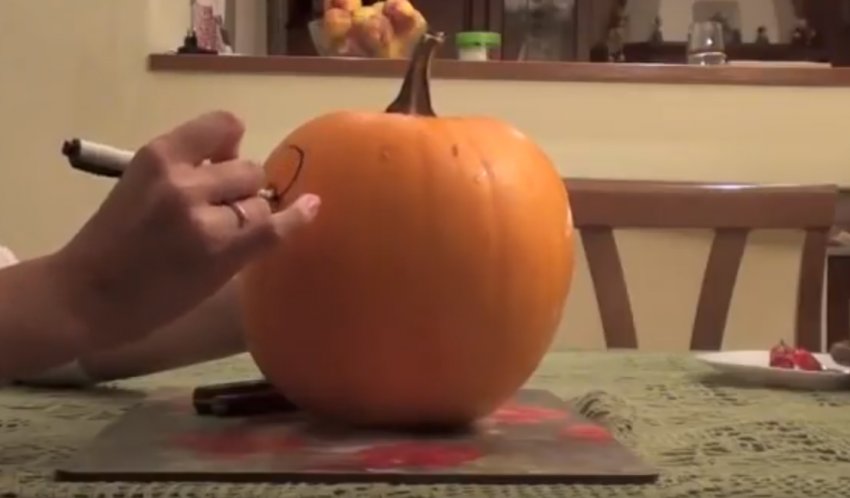 Ліхтар з гарбуза Ліхтар з гарбуза