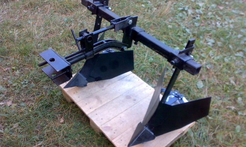 Листерный окучник для мотоблока Листерный окучник для мотоблока