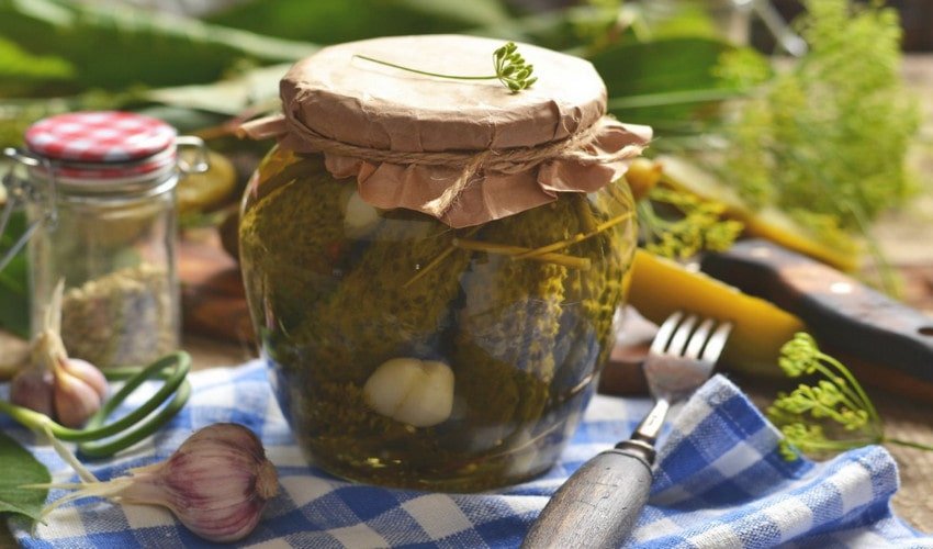 Засолювання огірків з гірчицею