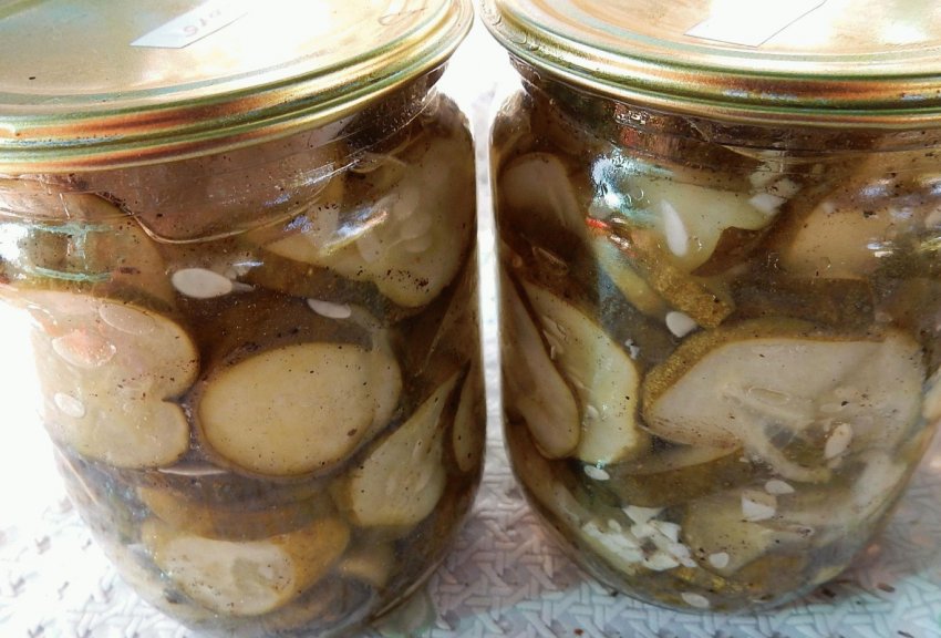 Салат з огірків з часником Салат з огірків з часником