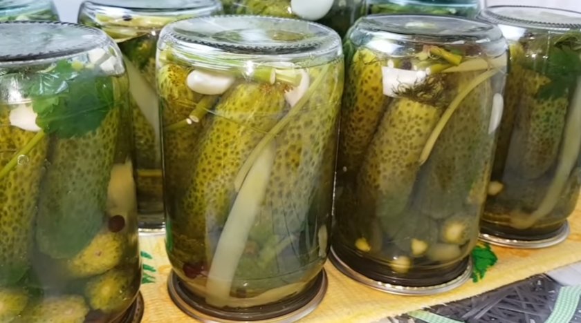 Корнишоны маринованные в уксусе Корнишоны маринованные в уксусе