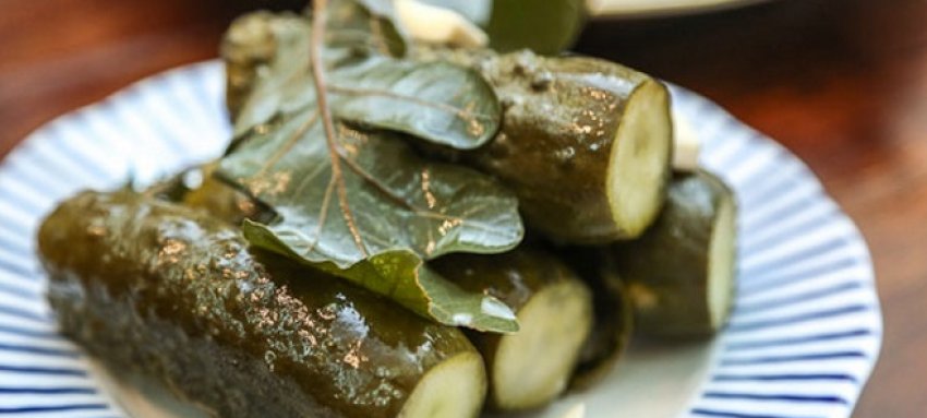 Маринованные корнишоны простой рецепт. 27075.phvvmo.850. Маринованные корнишоны простой рецепт фото. Маринованные корнишоны простой рецепт-27075.phvvmo.850. картинка Маринованные корнишоны простой рецепт. картинка 27075.phvvmo.850. Осень — не только время сбора урожая, но и жаркая пора для хозяек, занимающихся заготовками. Варенья, соленья, овощи, салаты — все эти вкусности добавят в ежедневный рацион витамины и прочие полезные соединения, которых так не хватает в зимнее время.