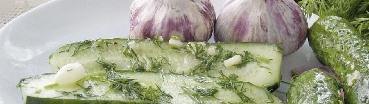 Як приготувати малосольні огірки в пакет