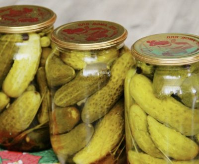 Як замаринувати огірки на зиму з горілкою