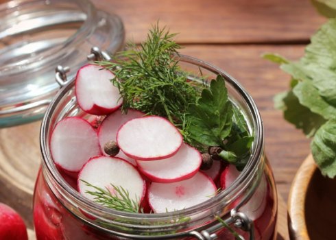 Як замаринувати редиску на зиму