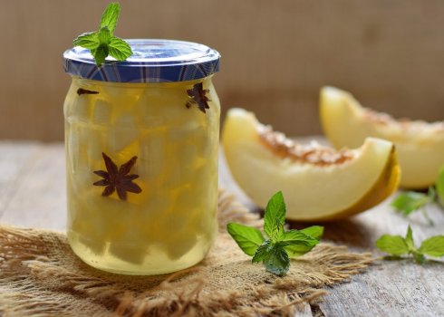 Як маринувати диню в банках на зиму