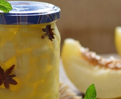 Як приготувати диню в сиропі на зиму
