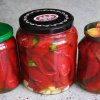 Консервированный горький перец в масле