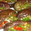 Квашеные баклажаны - рецепты с морковью, зеленью, чесноком в банках и под гнетом